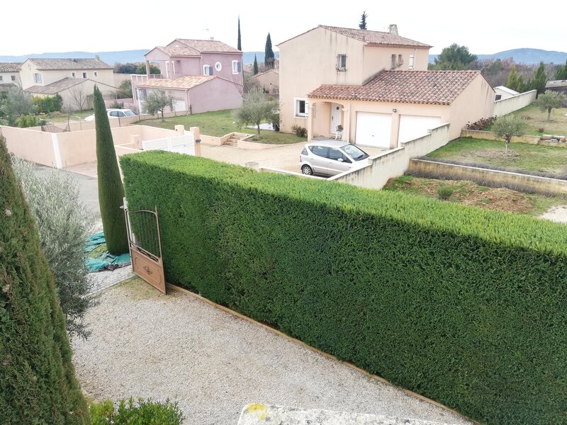 Entretien espaces verts et débroussaillage dans le Luberon